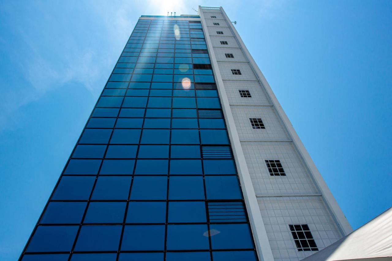 Pp Hotel By Moxy George Town Exteriör bild